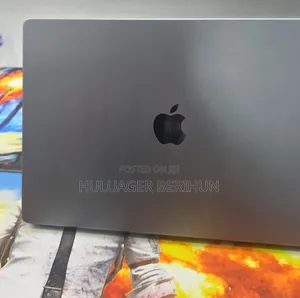 New Laptop Apple MacBook Pro 2021 M1 16GB Apple M1 Pro SSD 512GB