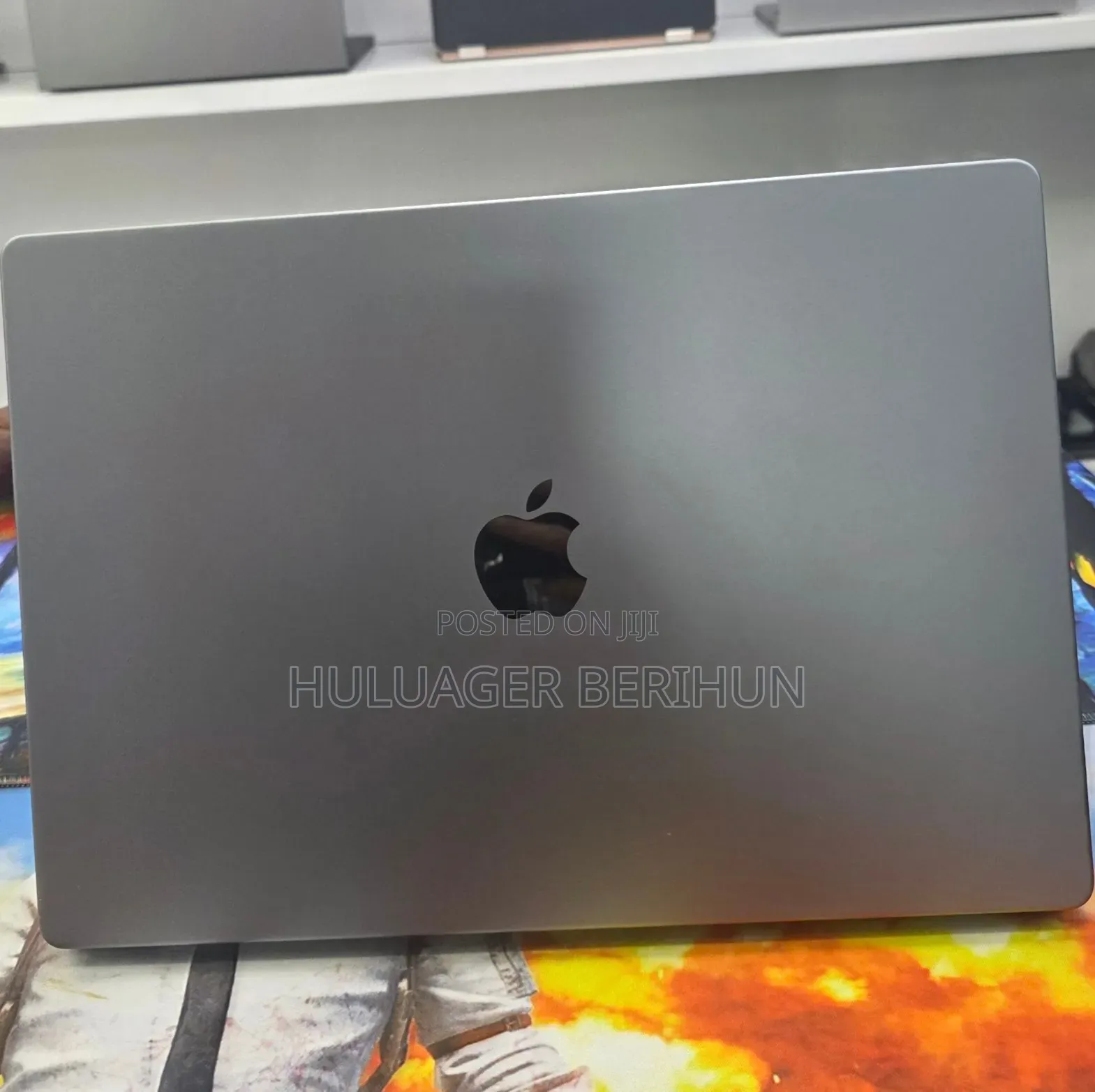 New Laptop Apple MacBook Pro 2021 M1 16GB Apple M1 Pro SSD 512GB