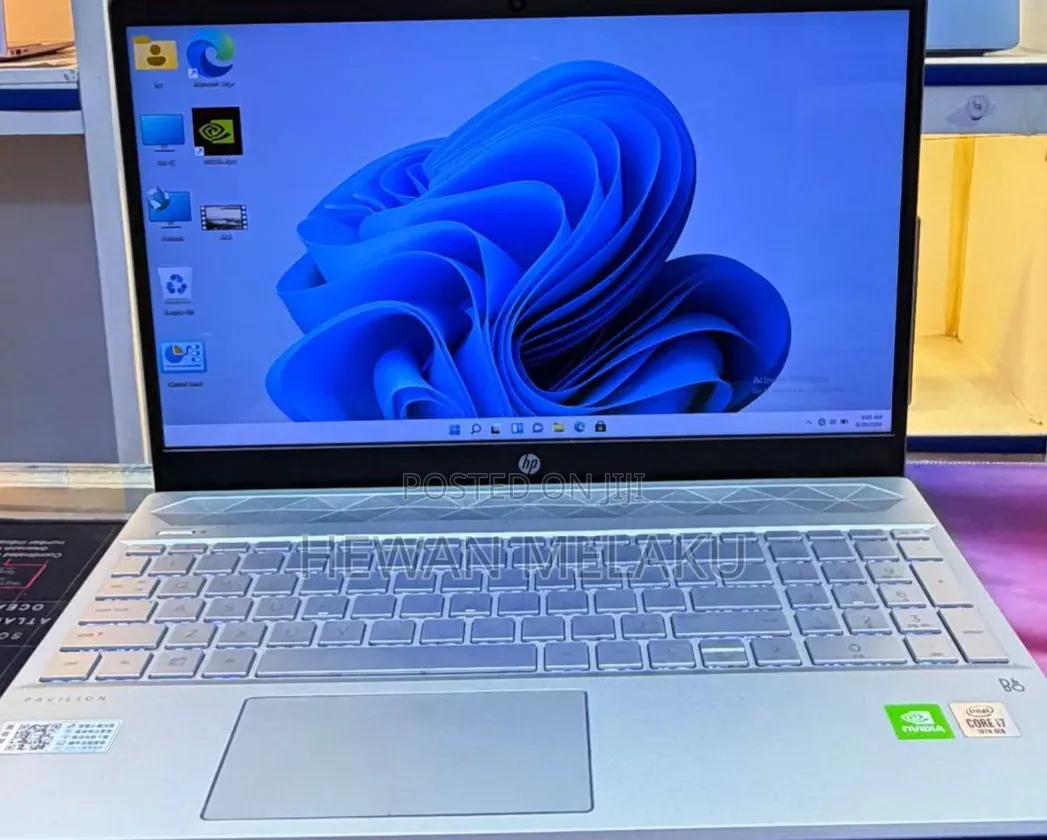 New Laptop HP Pavilion 15 16GB Intel Core i7 SSD 512GB
