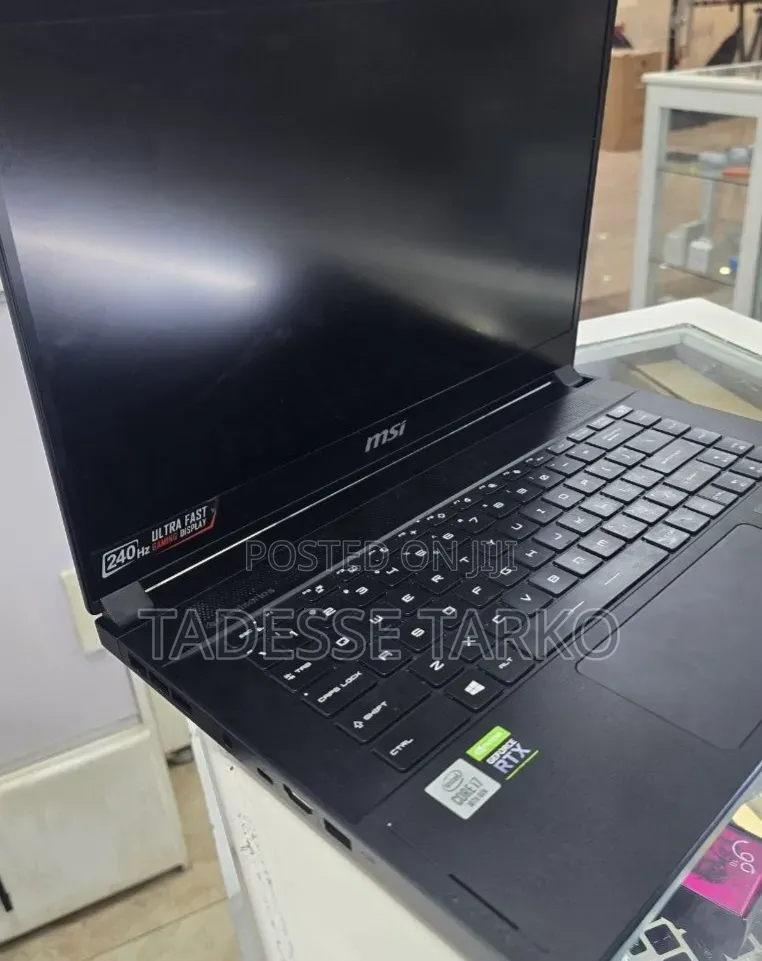 New Laptop MSI 16GB Intel Core i7 SSD 512GB