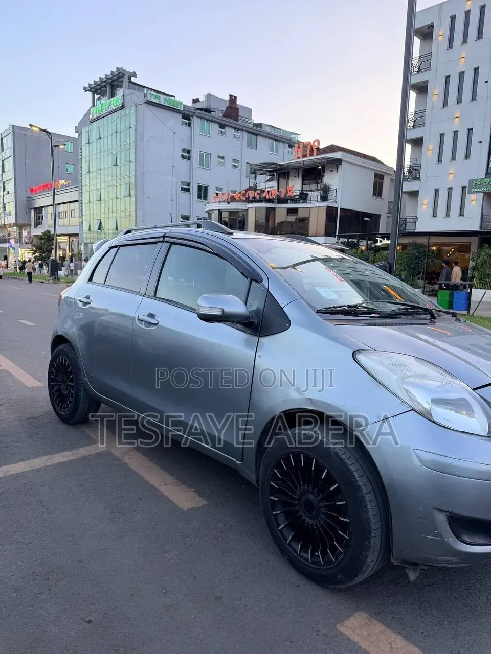 Toyota Yaris 2010 Silver