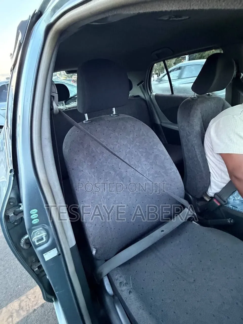 Toyota Yaris 2010 Silver