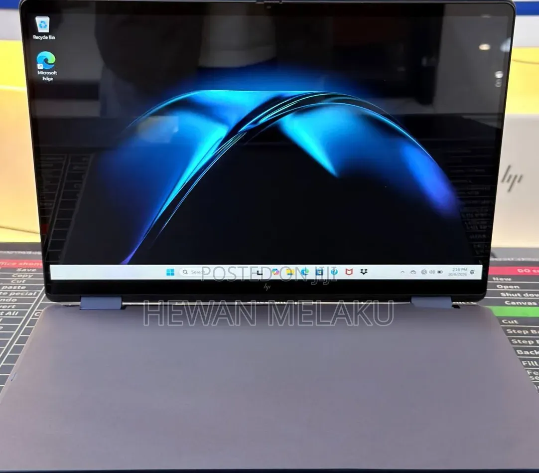 New Laptop HP OmniBook Ultra Flip 14" 16GB Intel Core Ultra 7 SSD 1T