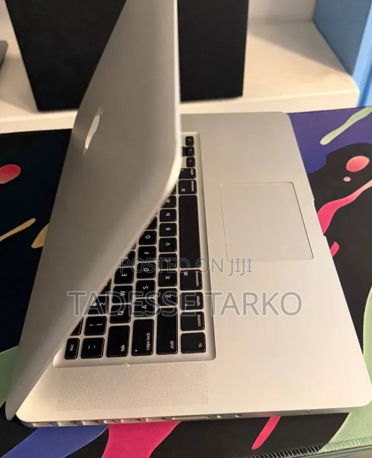Laptop Apple MacBook Pro 2011 4GB Intel Core i7 SSD 500GB