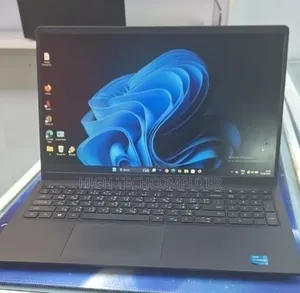 Laptop Dell Inspiron 15 3520 8GB Intel Core i3 SSD 512GB