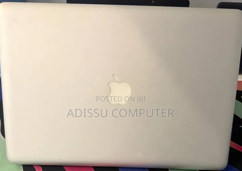 New Laptop Apple MacBook Pro 2021 M1 4GB Intel Core i7 SSD 500GB