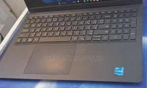 Laptop Dell Inspiron 15 3520 8GB Intel Core i3 SSD 512GB