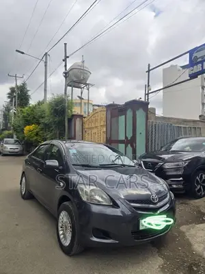 Toyota Yaris 1.3 2008 Matt Black