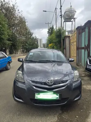 Toyota Yaris 1.3 2008 Matt Black