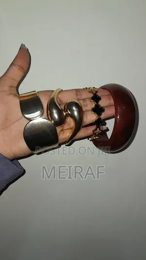 WomenBracelet