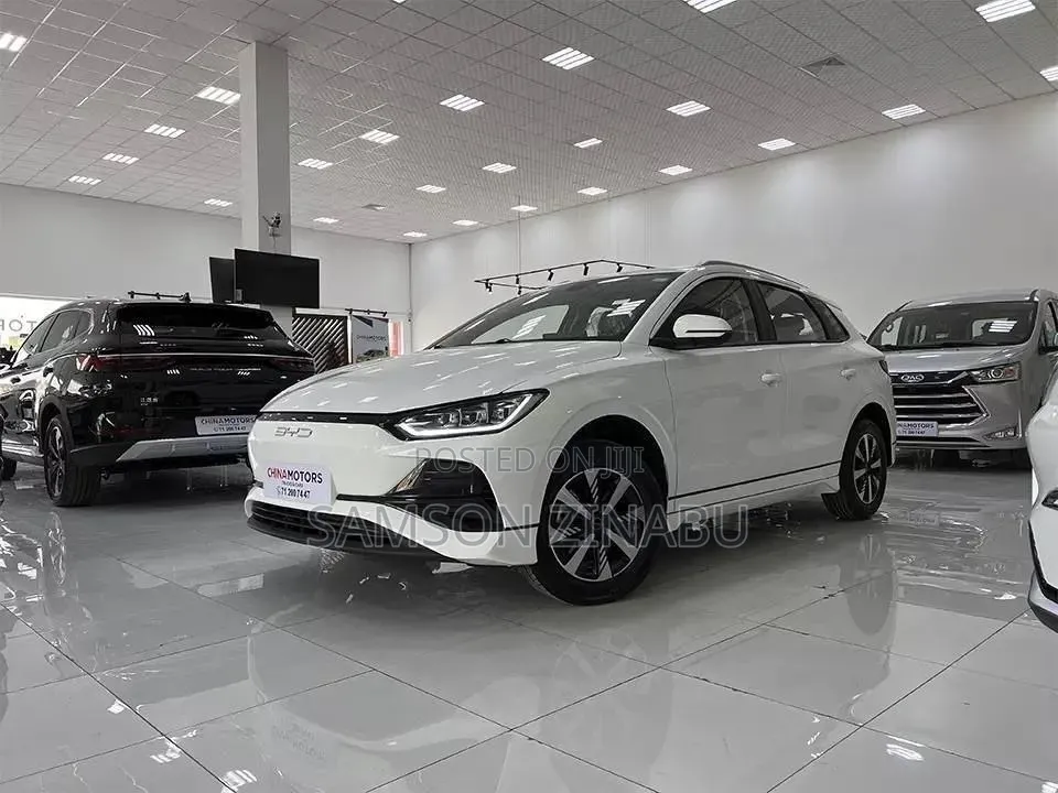 New BYD E2 43 kWh 94 hp FWD 2025 White