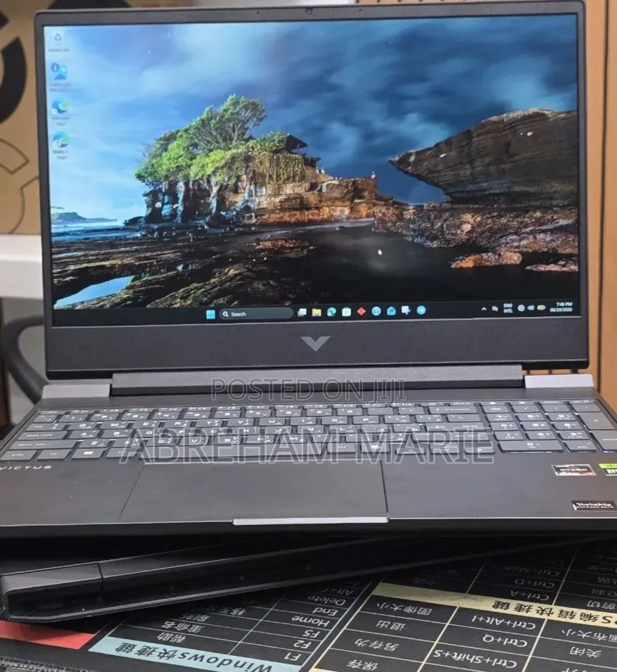 New Laptop HP Victus 16 16GB AMD Ryzen 7 SSD 512GB