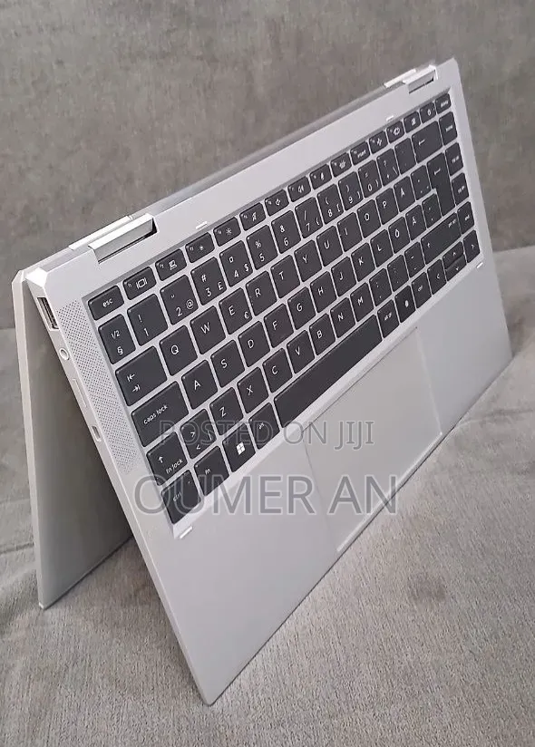 New Laptop HP EliteBook 1040 G8 16GB Intel Core i5 SSD 512GB