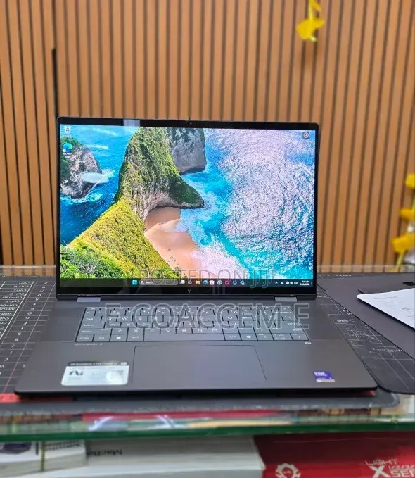 New Laptop HP OmniBook Ultra Flip 16" 32GB Intel Core Ultra 9 SSD 2T