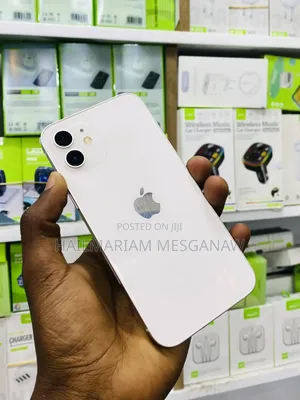 New Apple iPhone 12 128 GB White