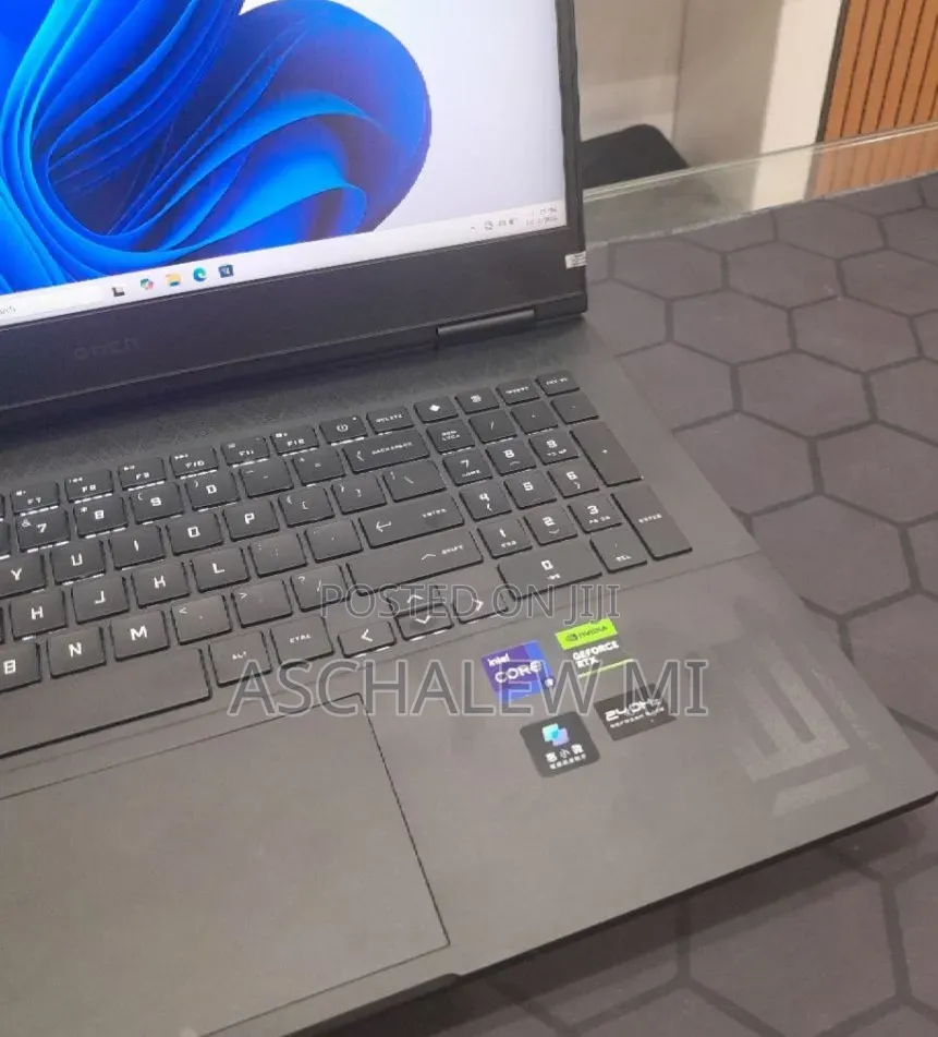 New Laptop HP Omen 16 16GB Intel Core i9 SSD 1T