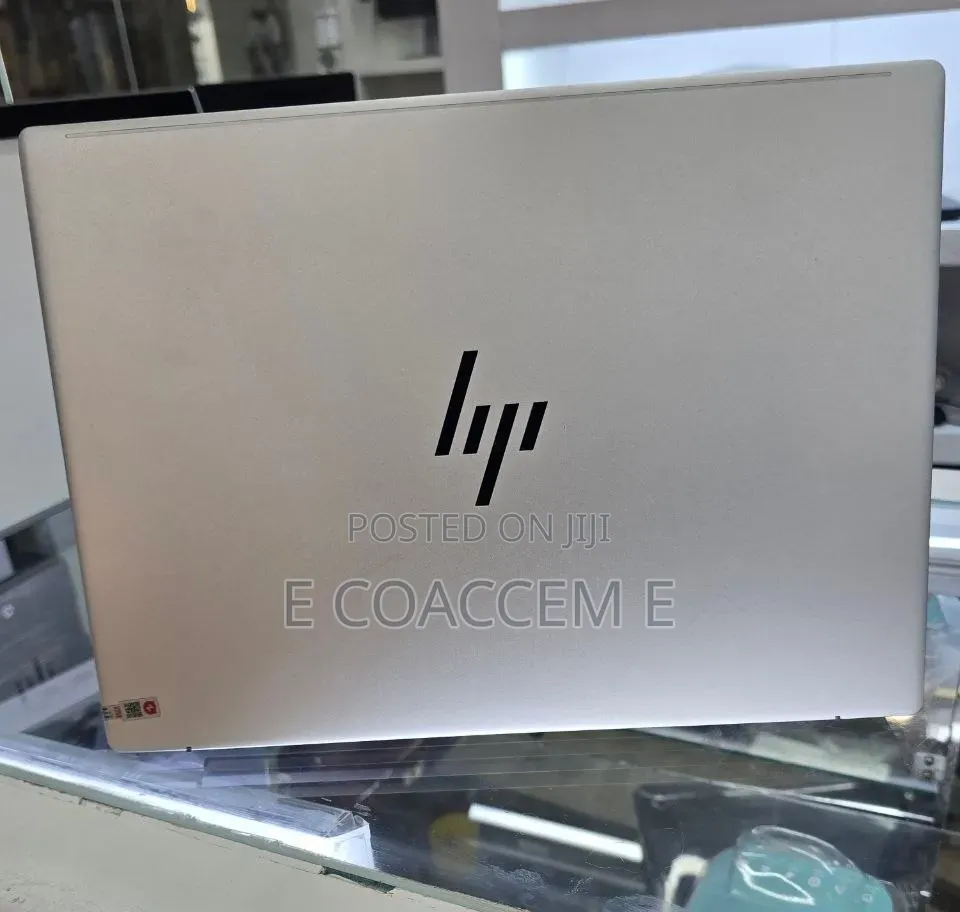 New Laptop HP Pavilion 14 32GB AMD Ryzen 7 SSD 1T