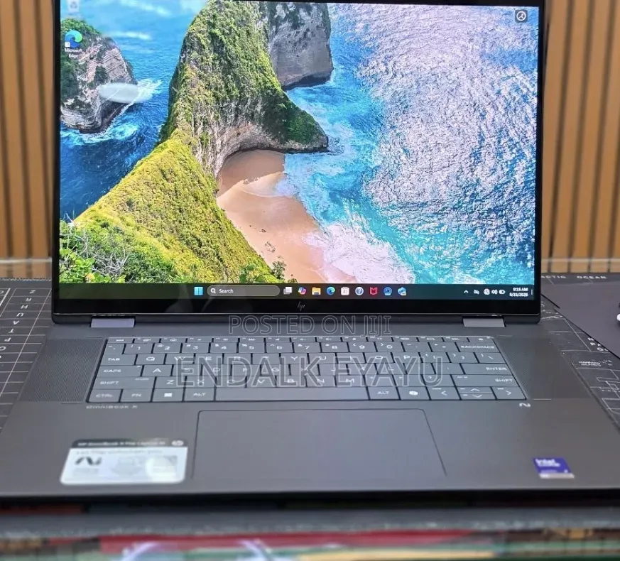New Laptop HP OmniBook Ultra Flip 16" 32GB Intel Core Ultra 9 SSD 2T