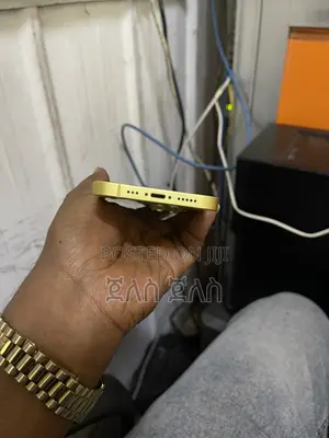 Apple iPhone 14 128 GB Yellow