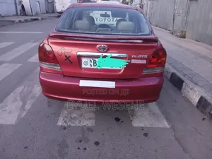 Toyota Platz 2005