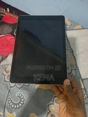 Apple iPad Pro 11 (2018) 128 GB Gray