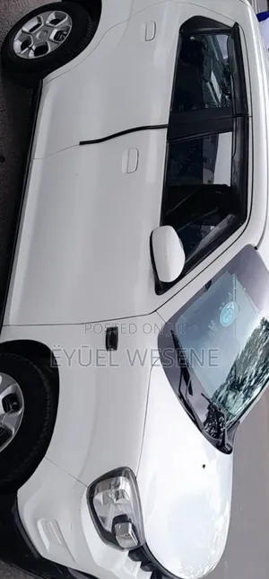 Suzuki S-Presso 2022 White