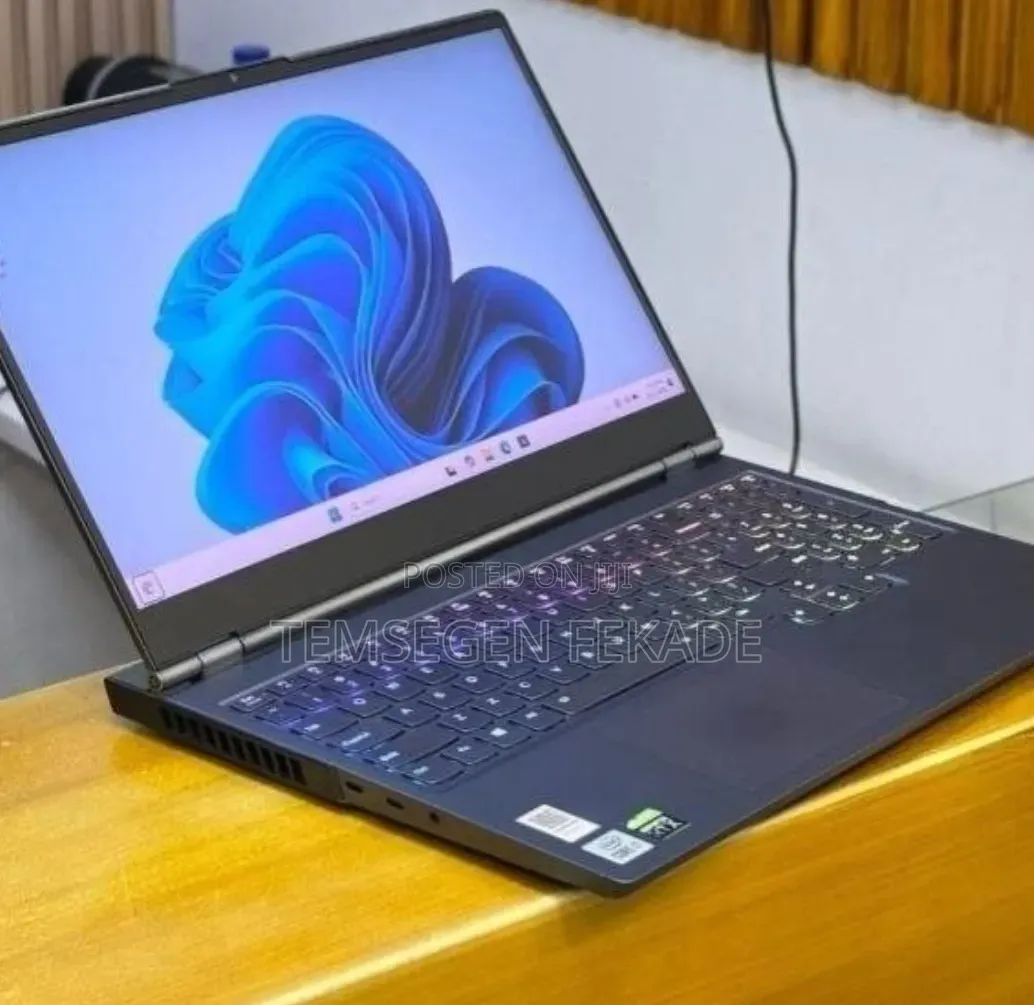 New Laptop Lenovo Legion Slim 5 16GB Intel Core i7 SSD 512GB