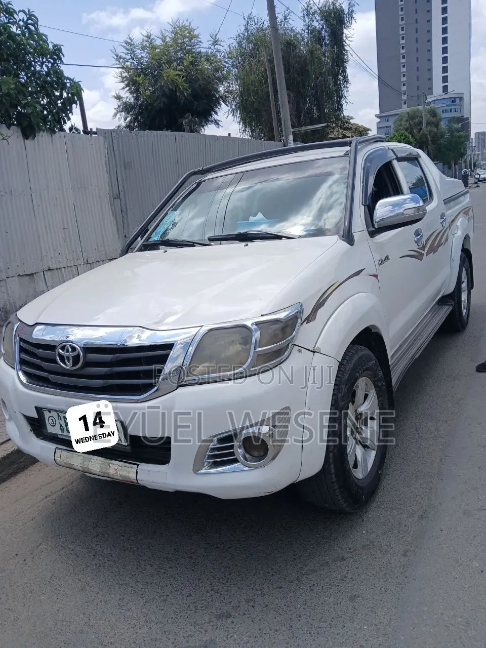 Toyota Hilux 2013 White