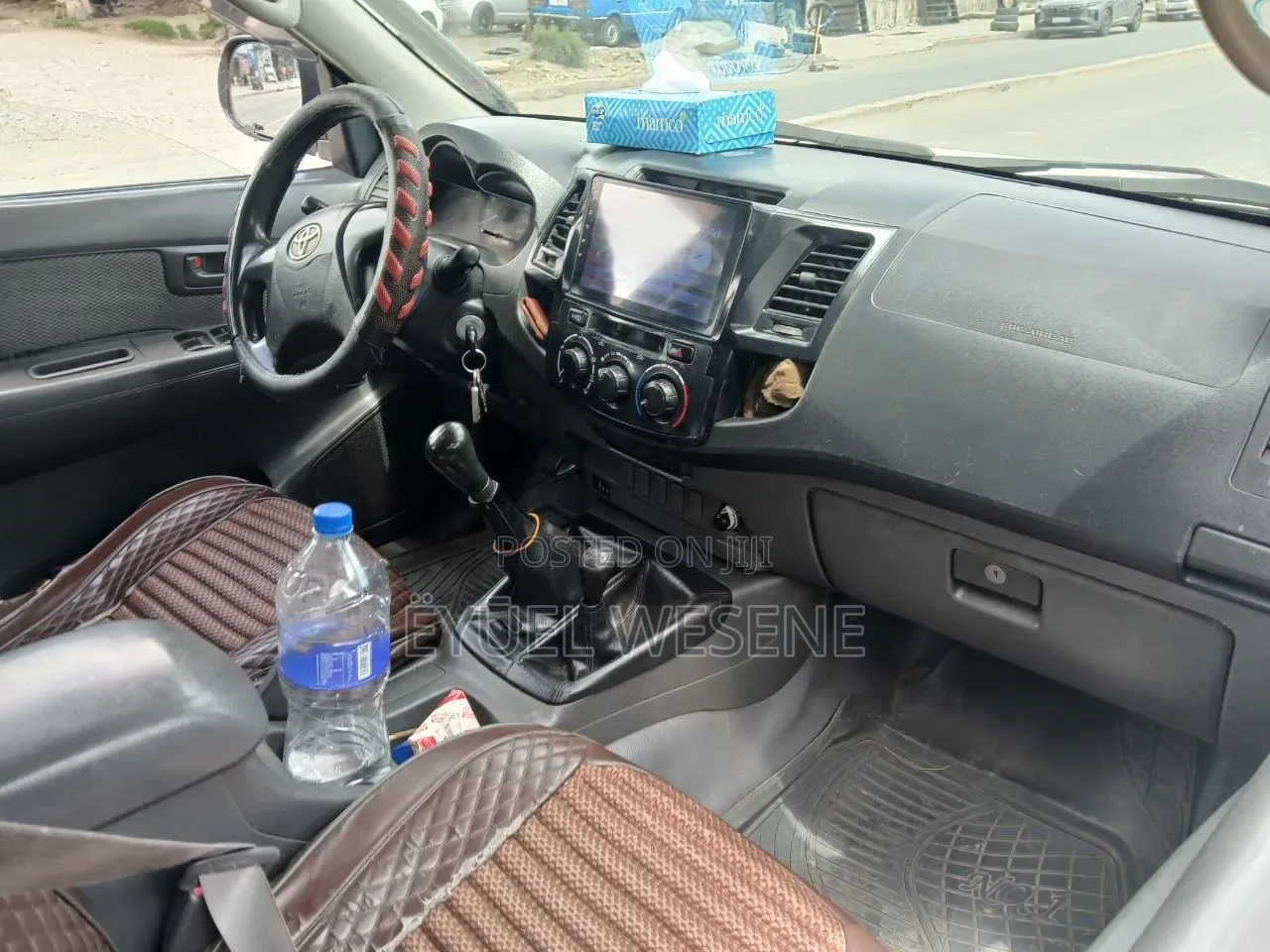 Toyota Hilux 2013 White