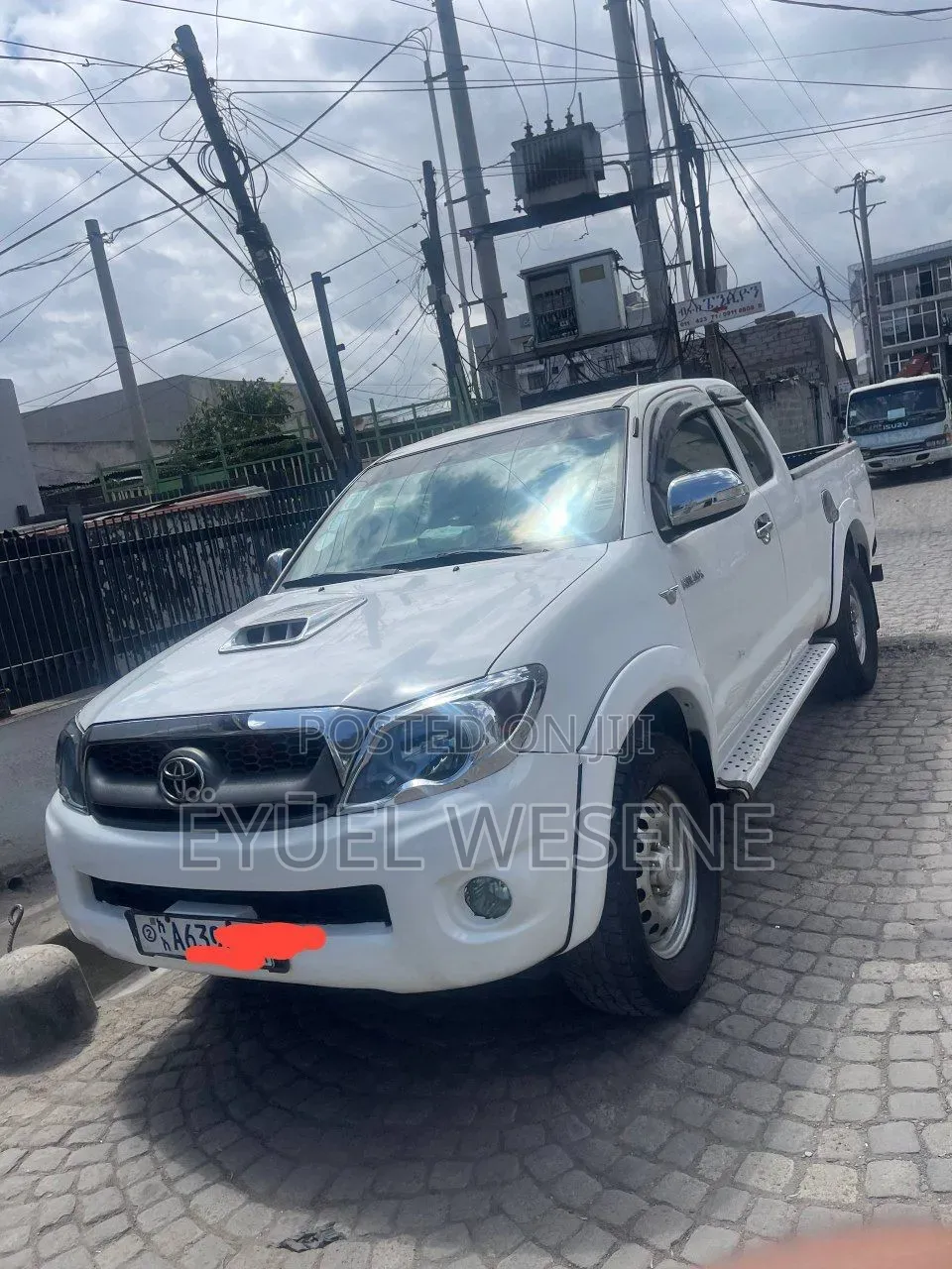 Toyota Hilux 2011 White