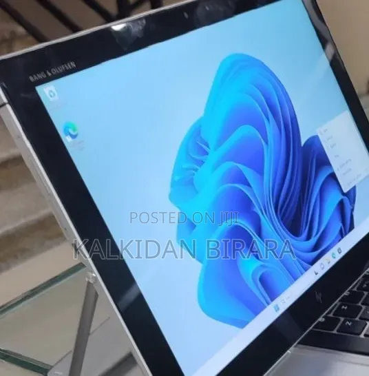 New Laptop HP Elite X2 G4 8GB Intel Core i5 SSD 128GB