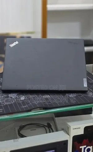 New Laptop Lenovo ThinkPad T14s Gen 2 16GB Intel Core i7 SSD 512GB