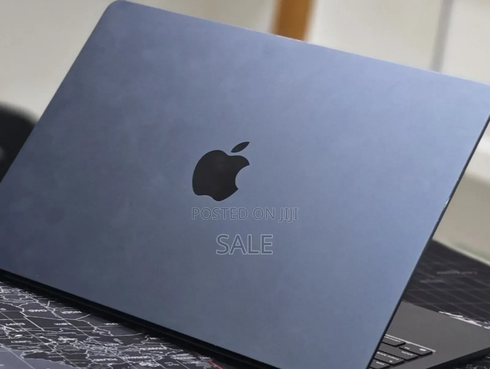 New Laptop Apple MacBook Air 2022 M2 8GB Apple M2 Ultra SSD 256GB