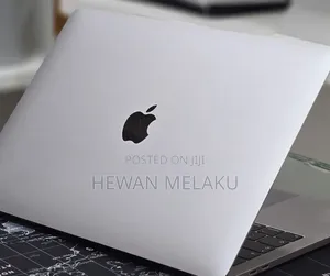 New Laptop Apple MacBook Pro 2019 16GB Intel Core i7 SSD 1T