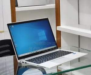 New Laptop HP EliteBook 840 G8 16GB Intel Core i5 SSD 512GB