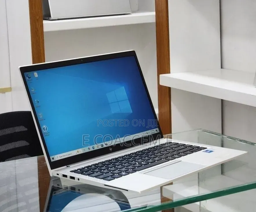 New Laptop HP EliteBook 840 G8 16GB Intel Core i5 SSD 512GB