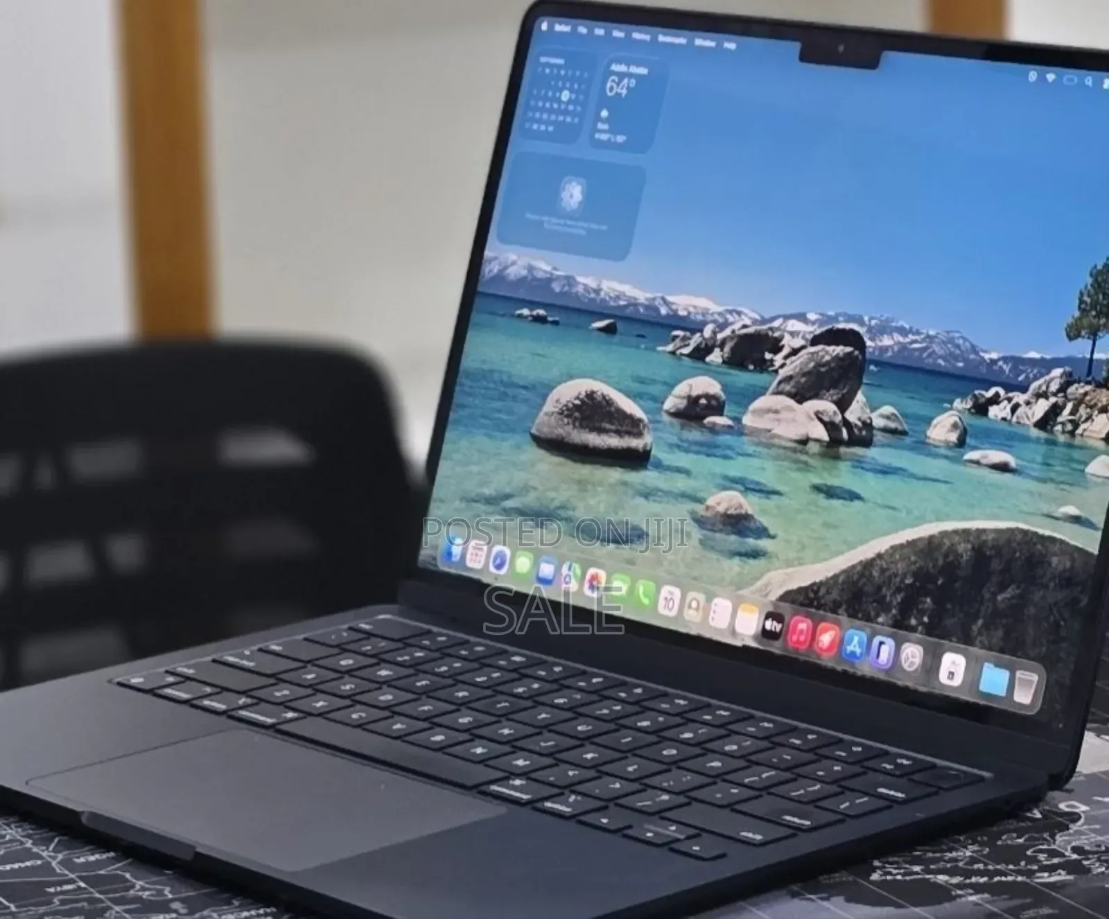 New Laptop Apple MacBook Air 2022 M2 8GB Apple M2 Ultra SSD 256GB