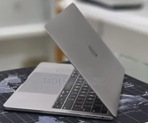 New Laptop Apple MacBook Pro 2019 16GB Intel Core i7 SSD 1T