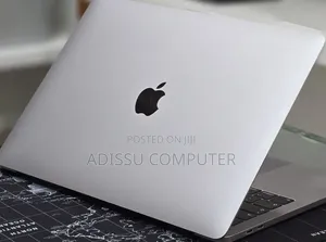 New Laptop Apple MacBook Pro 2019 16GB Intel Core i7 SSD 1T