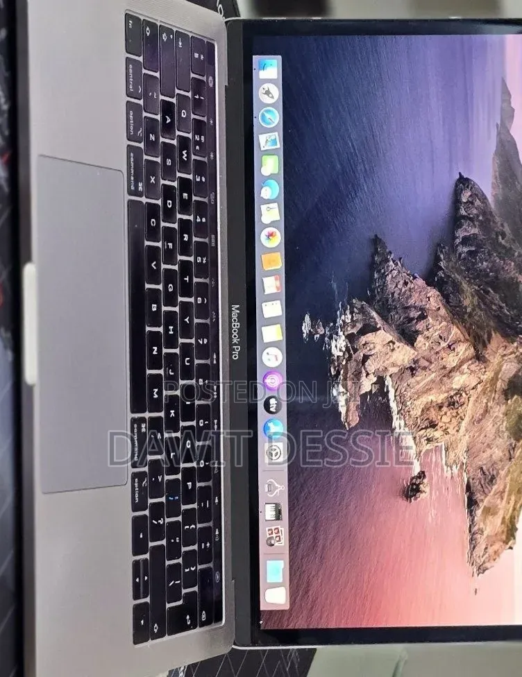 New Laptop Apple MacBook Pro 2019 16GB Intel Core i7 SSD 1T