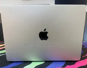 New Laptop Apple MacBook Pro 2021 M1 16GB Apple M1 Pro SSD 512GB