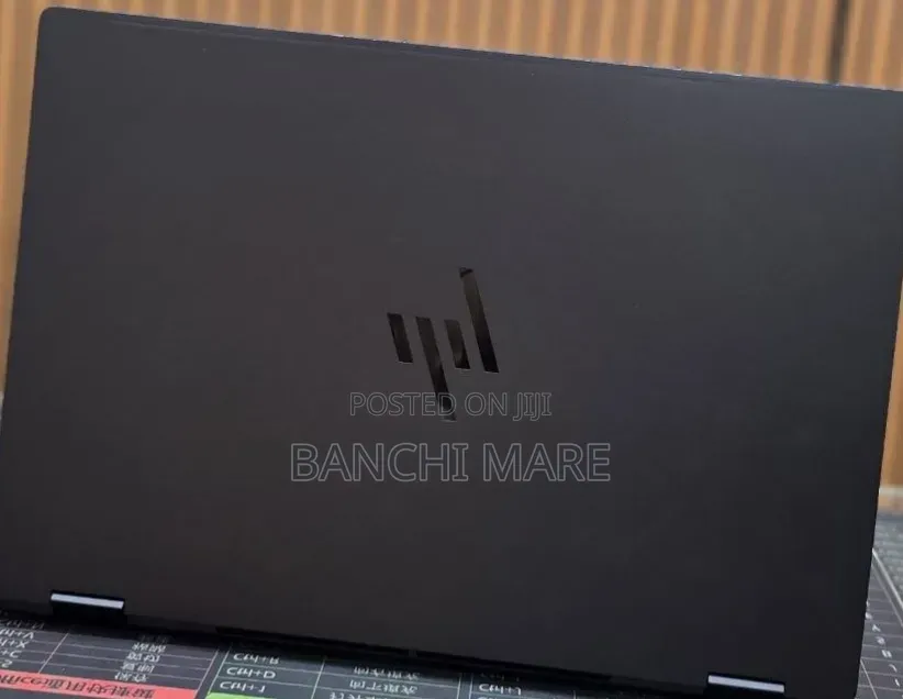New Laptop HP OmniBook Ultra Flip 16" 32GB Intel Core Ultra 9 SSD 2T