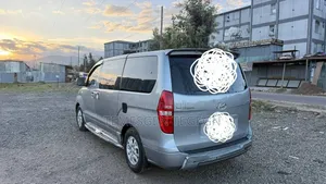 Hyundai Starex 2015 Silver