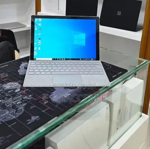 New Laptop Microsoft Surface Pro 6 8GB Intel Core i5 SSD 256GB