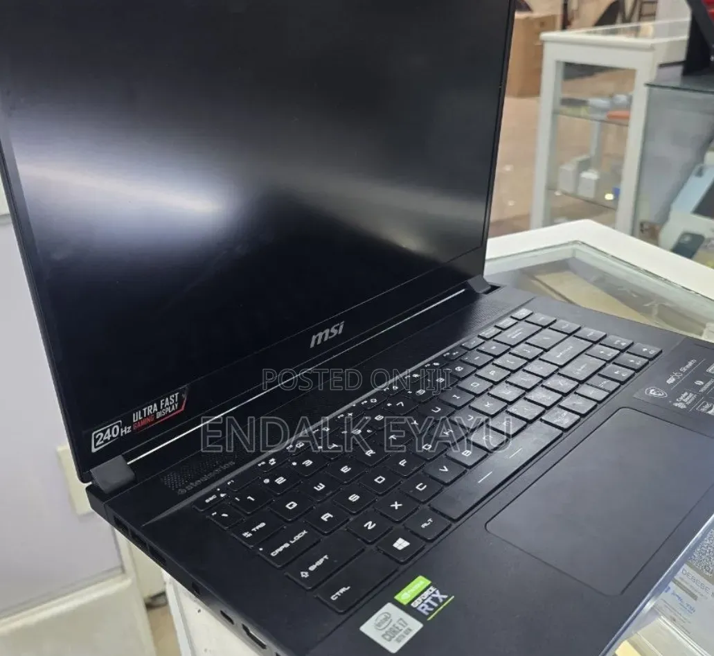 New Laptop MSI 16GB Intel Core i7 SSD 512GB