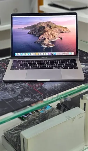 New Laptop Apple MacBook Pro 2019 16GB Intel Core i7 SSD 1T