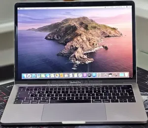 New Laptop Apple MacBook Pro 2019 16GB Intel Core i7 SSD 1T