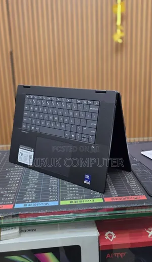 New Laptop HP OmniBook Ultra Flip 16" 32GB Intel Core Ultra 9 SSD 2T