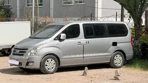 Hyundai Starex 2017 Silver