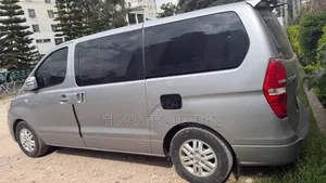 Hyundai Starex 2017 Silver
